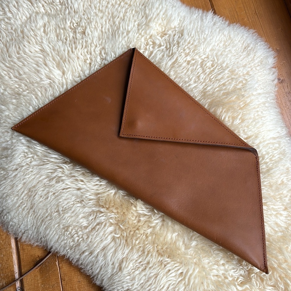 Vice Versa Modernist Leather Clutch